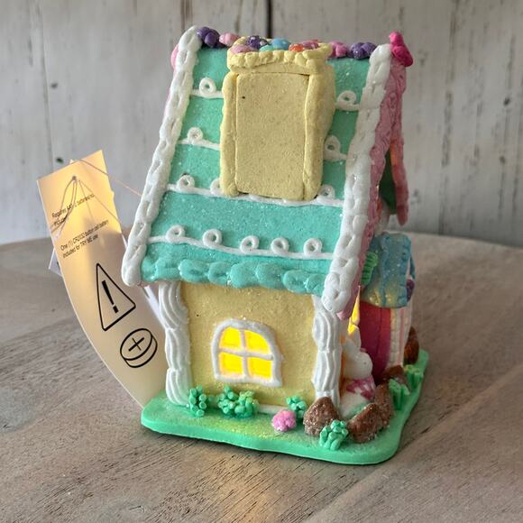 Easter Gingerbread House Tabletop Claydough LED light up Pink Green Pastel 30E36 - Picture 13 of 14